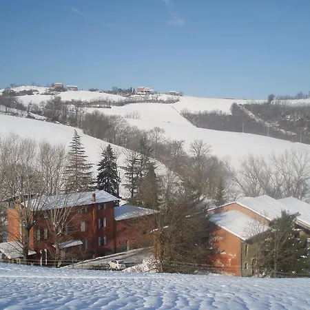 The Wolf Country House Semesterbostad